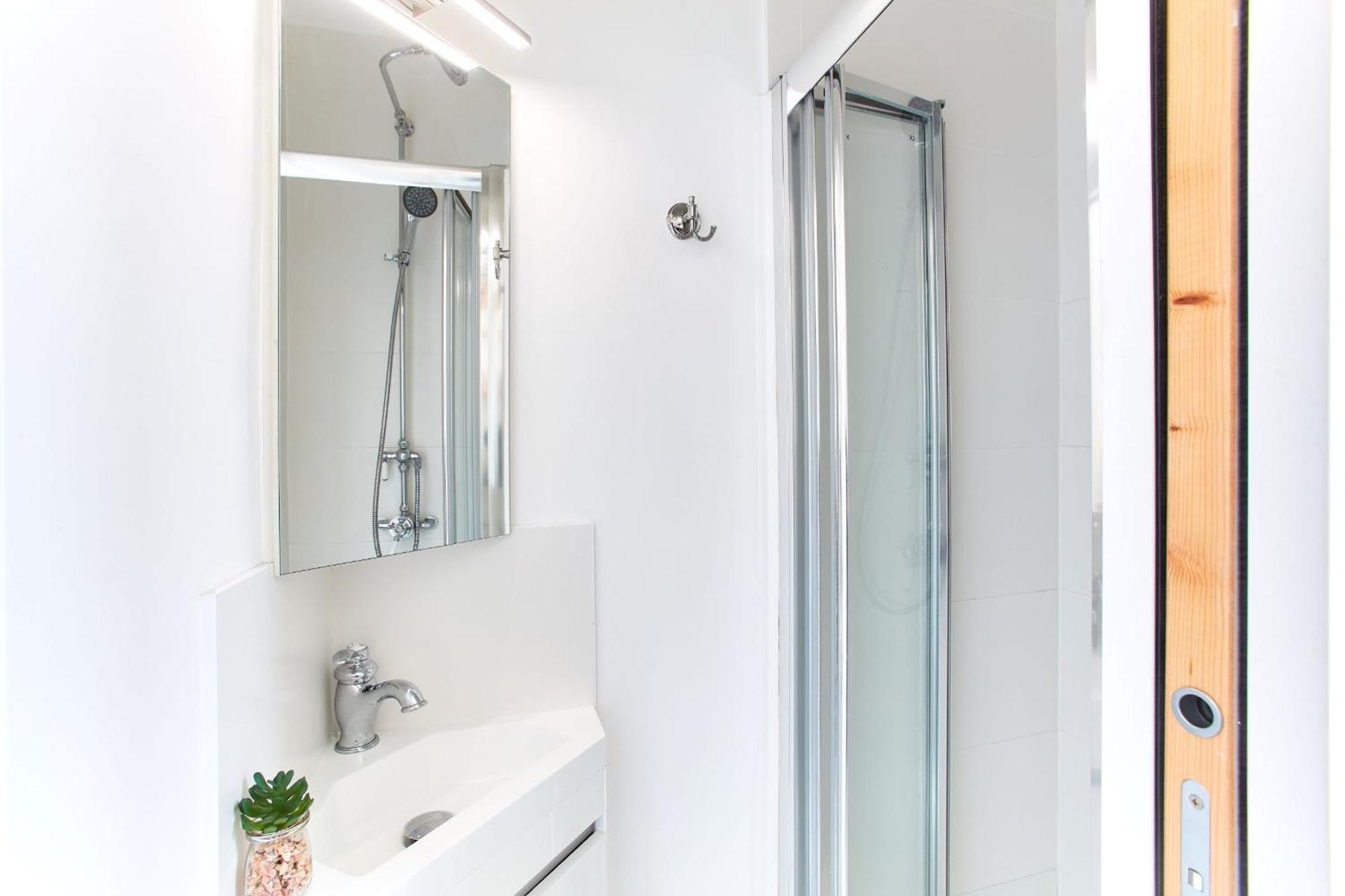 Montmartre & Rue Durantin - 1br - Cityapartmentstay Parijs